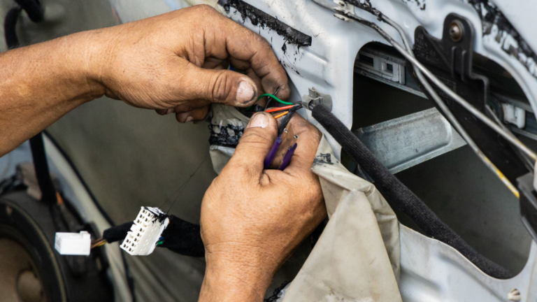 Car Door Unlocking: Your Path to Stress-Free Access in Fountain Valley, CA